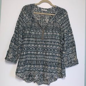 Beachlunchlounge embellished V-neck tunic  3/4 sleeve Callie top size Large.